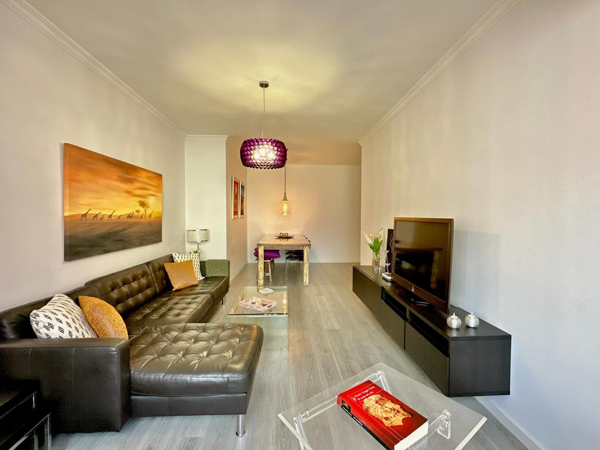 Hostiguest Coliving Leon Y Castillo Las Palmas de Gran Canaria Exteriör bild
