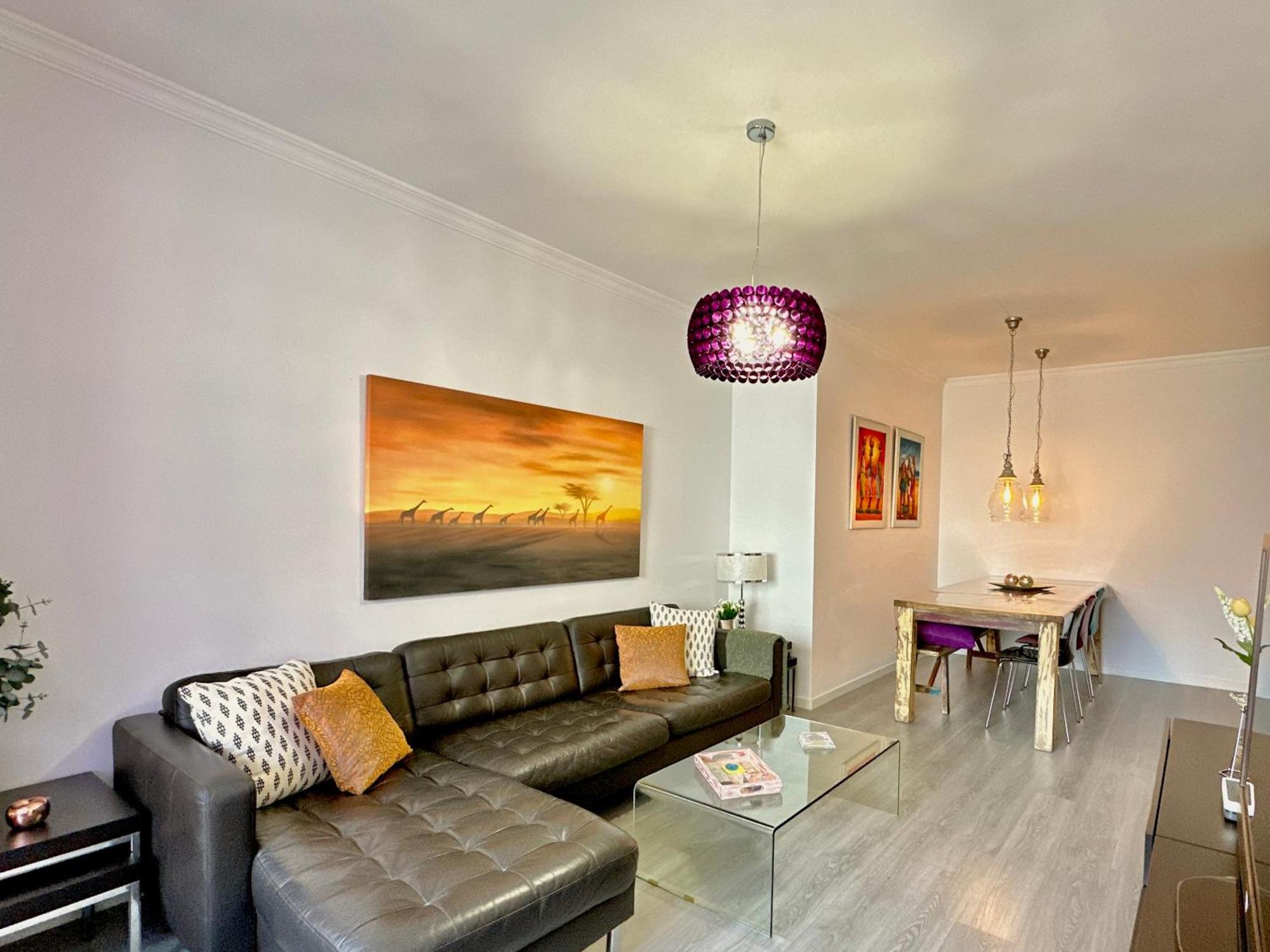 Hostiguest Coliving Leon Y Castillo Las Palmas de Gran Canaria Exteriör bild