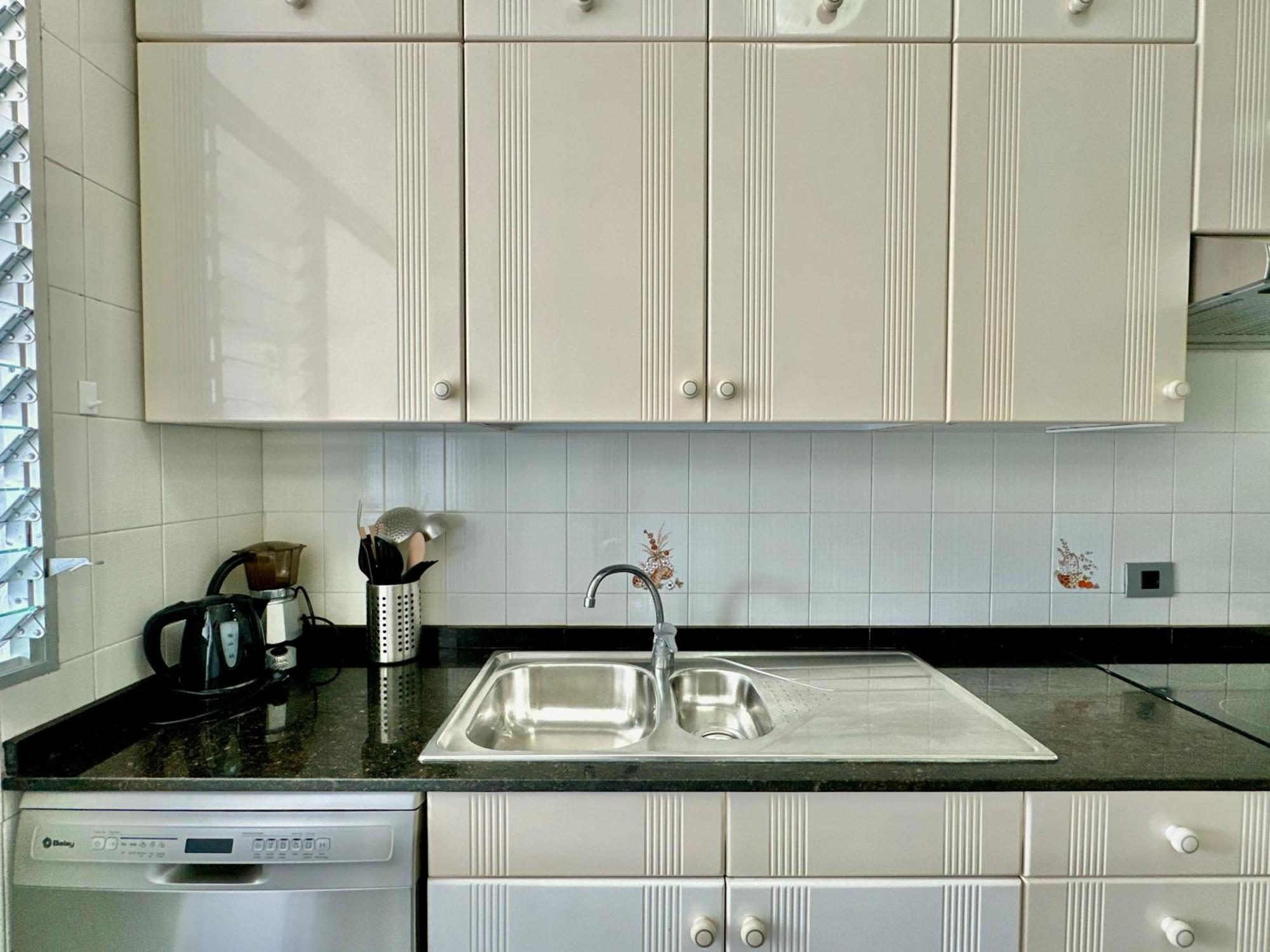 Hostiguest Coliving Leon Y Castillo Las Palmas de Gran Canaria Exteriör bild