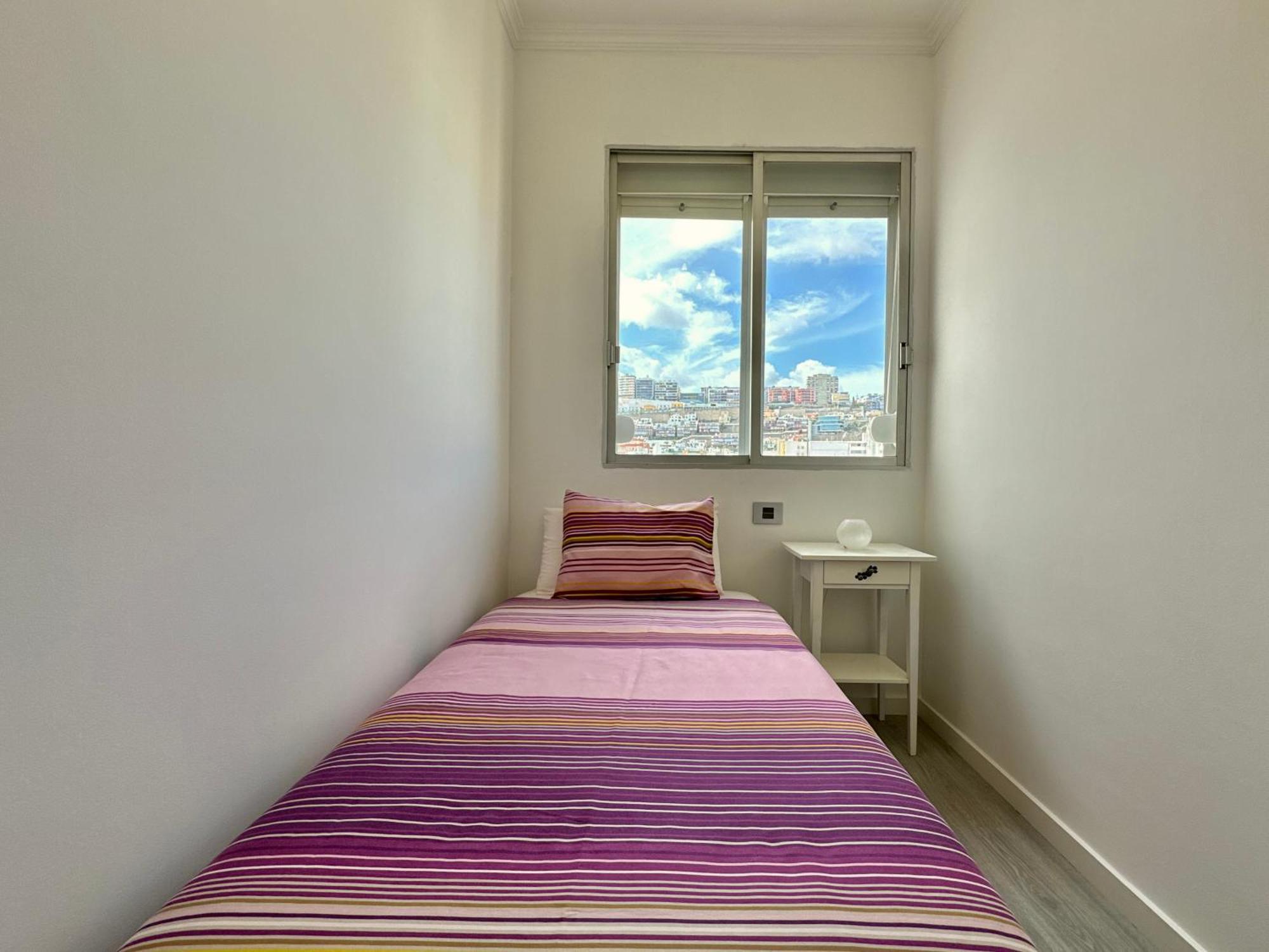Hostiguest Coliving Leon Y Castillo Las Palmas de Gran Canaria Exteriör bild